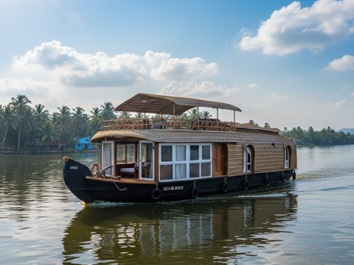 2 bedroom houseboat in kerala Alleppey for small families